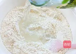 Illustration of how to make silver wire rolls 5