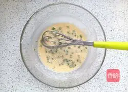 Illustration of how to make green onion egg pancake 4