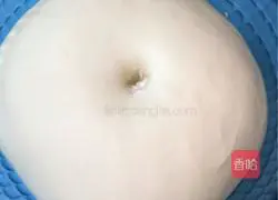 Illustration of how to make 65-degree tangzhong hamburger embryos 10