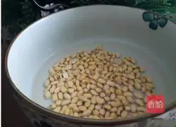 Illustration of how to make soy milk 1