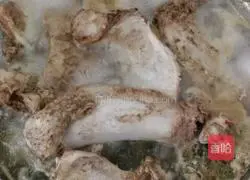 Illustration of how to make mutton soup 4