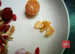 Illustration of how to make Codonopsis and Astragalus mutton soup 8