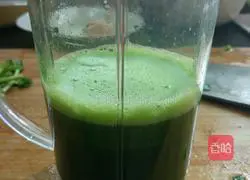 Illustration of how to make spinach and egg custard (can be used as baby food) 3