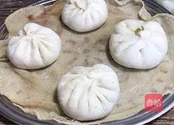 Mushroom, cabbage and meat buns Illustration of how to do it 13