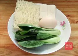 Illustration of how to make vermicelli tofu soup 1