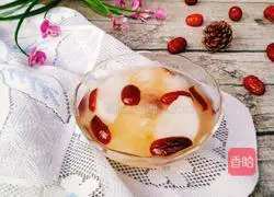 Illustration of how to make red date, yam and white fungus soup 13