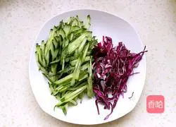 Cucumber mixed with vermicelli Practice illustration 3