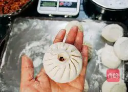 Illustration of how to make radish and meat buns 13