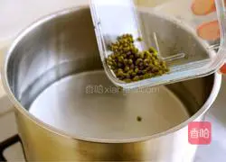 Illustration of how to make conch with ginger vinegar sauce 3