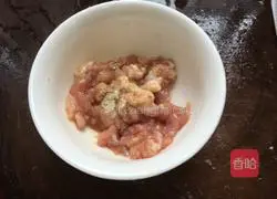 Illustration of how to make broccoli in soup 4