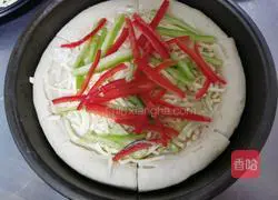 Bacon Shrimp Cheese Pizza Recipe Illustration 7