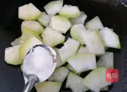 Winter melon stir-fry Illustration of how to make shrimps 7