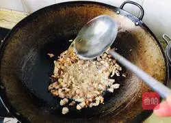 Illustration of how to make mushroom fried noodles 5