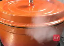 How to stew mutton with ginseng Illustration 8