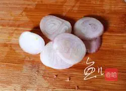 Beef, Shrimp and Asparagus Pasta Recipe Illustration 5