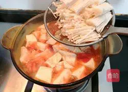 Tomato Enoki Mushroom Tofu Illustration of how to make soup 14