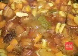 Illustration of how to make braised pork 9