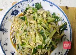 Illustration of how to make cold shredded chicken 10