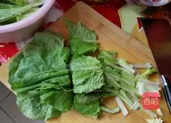 Illustration of Stir-fried Chinese Cabbage with Mushrooms 4