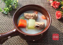 Illustration of how to stew pork ribs with winter melon in milk soup 11