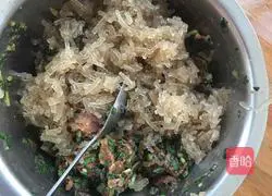 Leek meat Illustration of how to make steamed buns 4