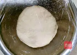 Illustration of how to make handmade mixed noodles 7