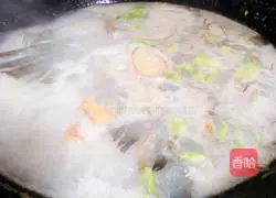 Celery Root Fish Bone Soup Illustration of how to do it 9