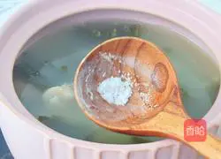 Illustration of how to make kelp and pork ribs soup 10