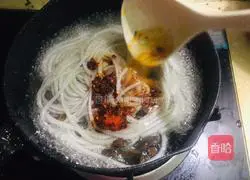 Illustration of how to make sheep blood in pink soup 8