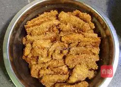 Illustration of how to make steamed pork with rice flour 6