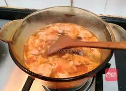 Illustration of how to make mushroom and egg soup 15