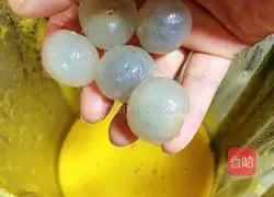 Illustration of how to make longan, millet and pumpkin soup (replenishing qi and blood) 8