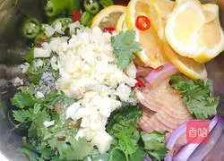 Cold Chicken Feet (Internet Celebrity Version) Recipe Illustration 5