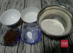 Illustration of how to make homemade cat ears snacks 5