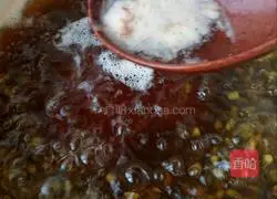 Illustration of how to make mung bean soup 9