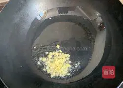 Illustration of how to make loofah meat soup 8