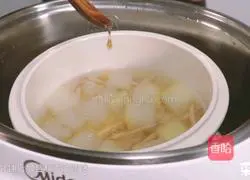 Illustration of how to make sandworm and winter melon soup 7