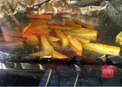 Baking French Fries Illustration 8