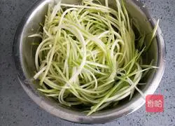 Illustration of how to cook zucchini 1