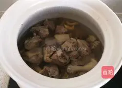 Lotus root and duck leg stew recipe 10