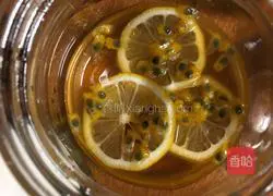 Passion Fruit Honey Lemonade Illustration of how to do it 9