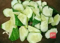 Illustration of how to make cucumber soft cake 2