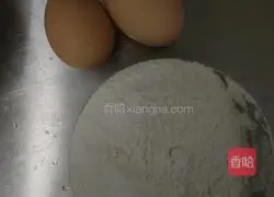 Illustration of how to make potato shredded cakes 2