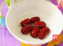 Apple, Snow Pear and Tremella Soup Recipe Illustration 6