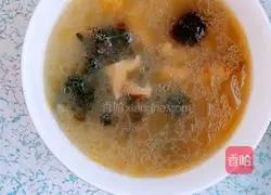 Illustration of how to make black chicken soup 9