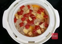 Illustration of how to make kumquat, red dates and white fungus soup (baby food supplement) 8