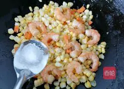 Illustration of how to make corn-fried shrimps 7