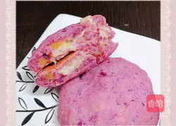 Illustration of how to make fried yellow peach cheese and purple sweet potato buns 12