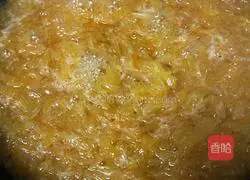 Illustration of how to make rock sugar grapefruit tea 6