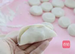 Pork and celery fried dumplings recipe 8